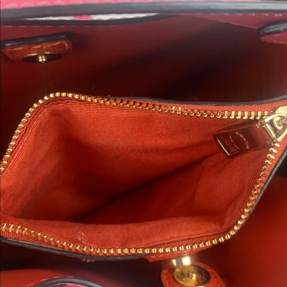 Coach Small Town Bucket Bag crossbody Pink White Red Striped Gold Zip pocket - Picture 14 of 16